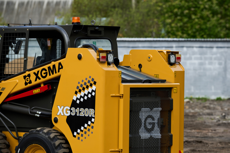 Мини-погрузчик XG3120R (Xinchai, Joystick, A/C, Heater, 3rd pipeline, High-flow) HV Market