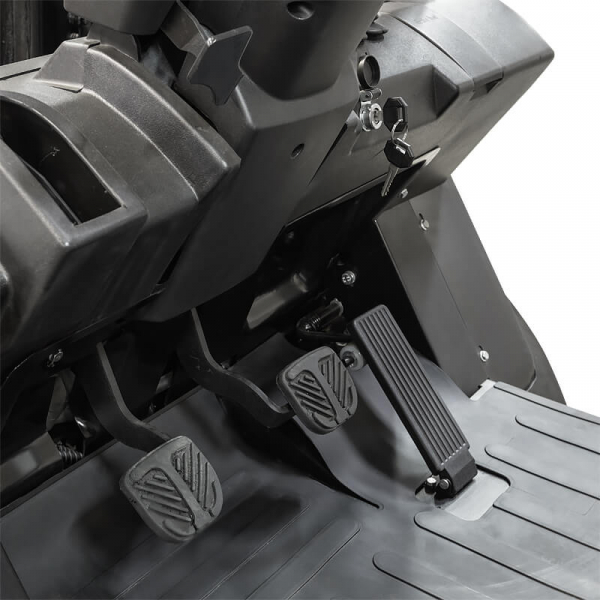 Погрузчик дизельный CPCD30T8 (3000 кг, 4,8 м, Mitsubishi S4S) SMARTLIFT HV Market