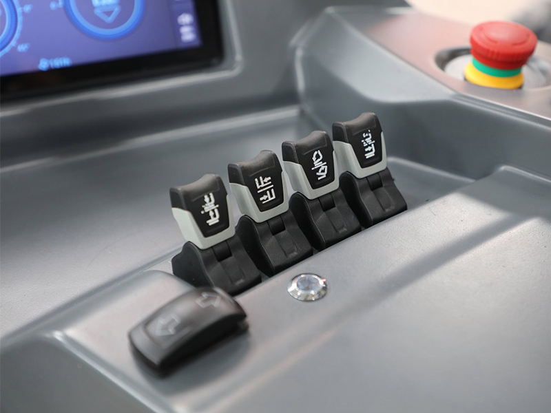 Ричтрак CQD20-D (2000 кг, 8,0 м, 48В / 600 Ач) SMARTLIFT (SMART)