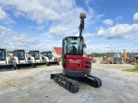 Мини-экскаватор QUADTRAC E40 PRO (4т, кабина, A/C, квикаплер, бур, 3 ковша) HV Market