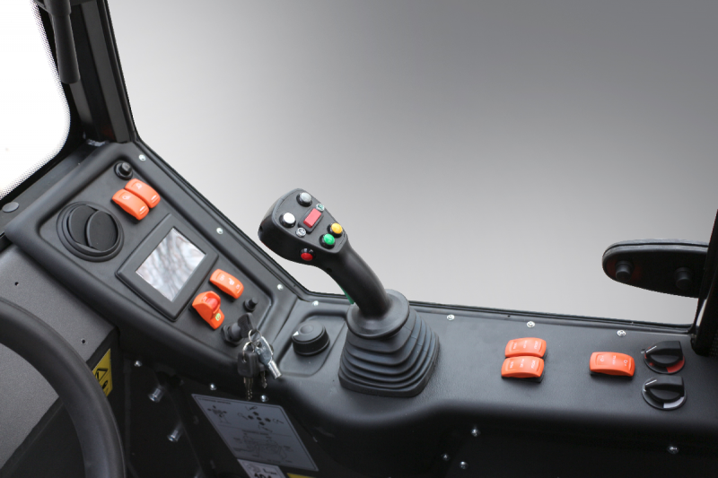 Мини-погрузчик CASTLOADERS 40XD (Большие колеса ALL TRAC ) HV Market