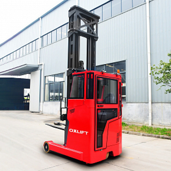 Электрический ричтрак в холодном исполнении RT20H-105 OXLIFT 2000 кг 10500 мм