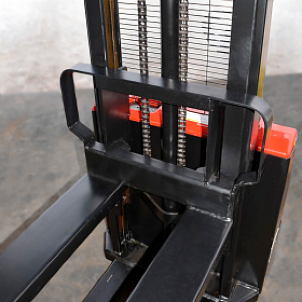 Самоходный штабелер OXLIFT AX12 3000 мм 1200 кг HV Market