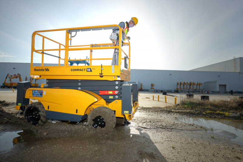 Ножничный подъемник Compact 12 HV Market